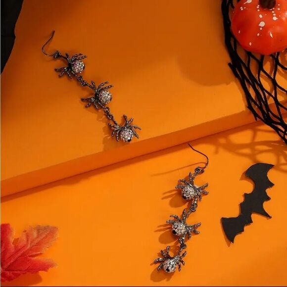 New TRIPLE SPIDER rhinestone ball dangle halloween earrings - Picture 5 of 5
